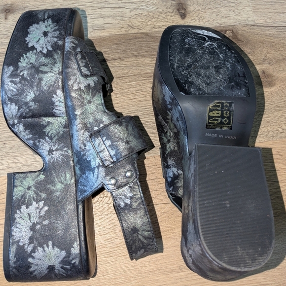 Free People Follow Your Own Back Platform Daisy Sandal - Picture 8 of 9